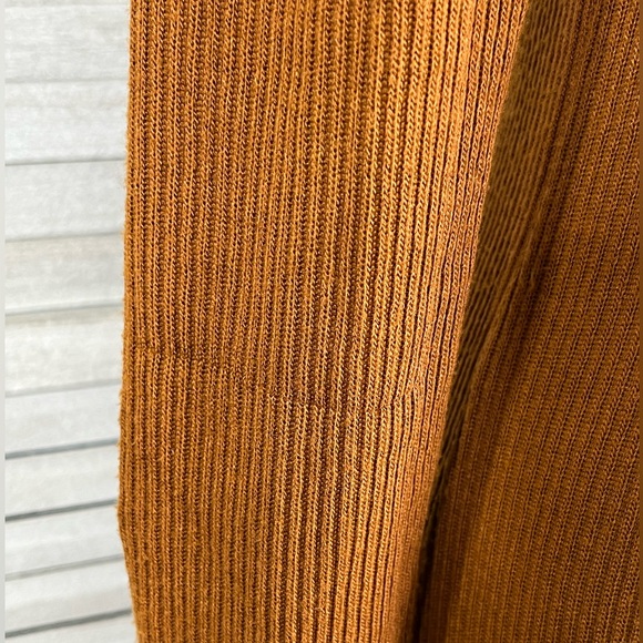 WINDSOR Bodycon Mock Neck Sweater Dress Rust-Large - Picture 4 of 4